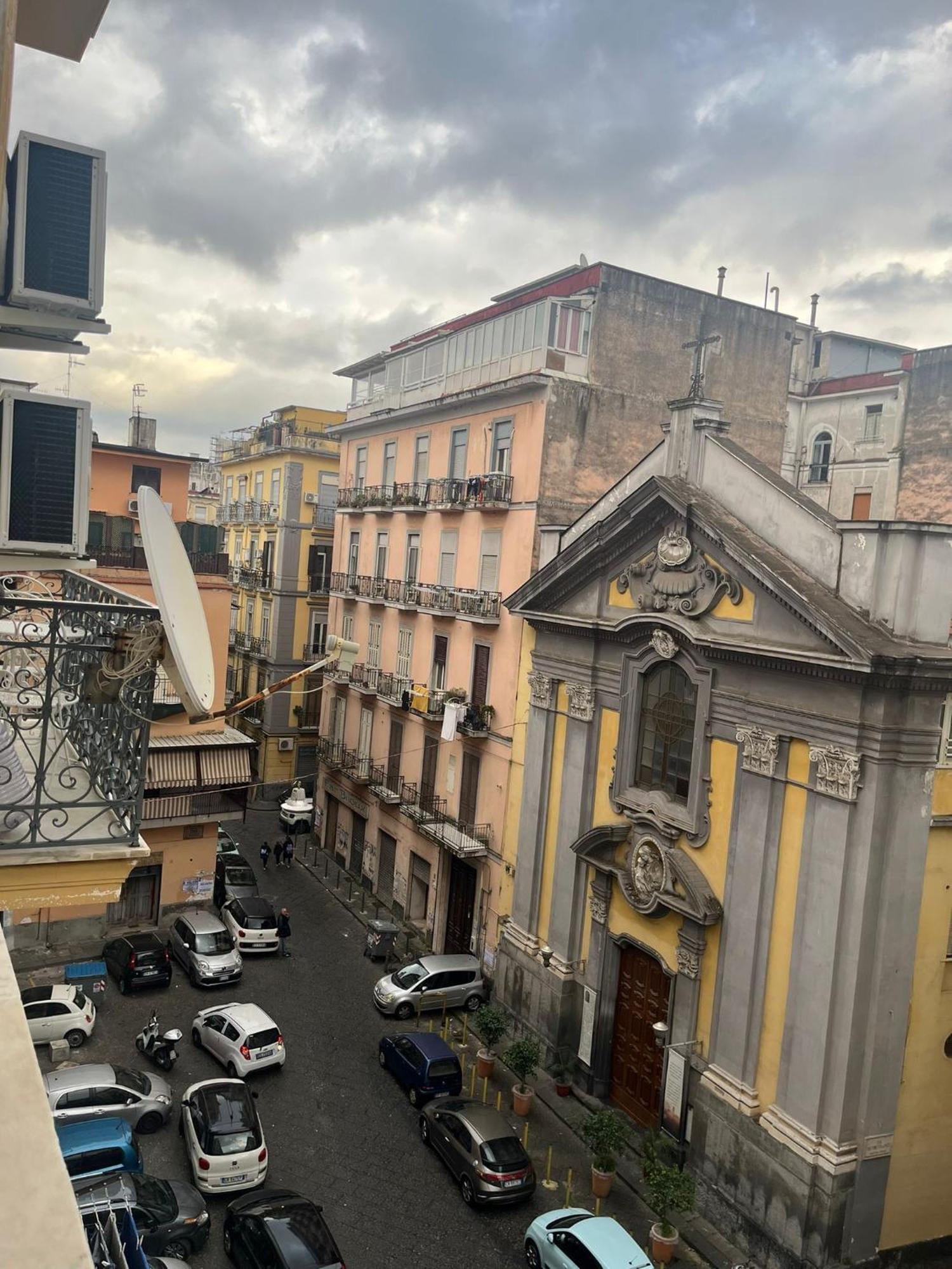 La Canzonetta Affittacamere نابولي المظهر الخارجي الصورة